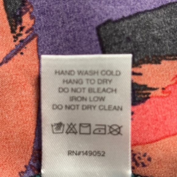 Multicolor Abstract Women's Blouse Sz XL. Art to Wear. SKU 2 - Picture 6 of 6